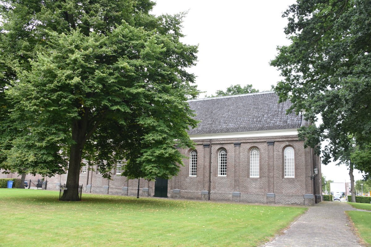Hervormde kerk Hoogeveen, Kerken